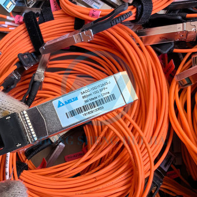 Cable di connessione diretta in fibra ottica AOC SFP 10G 3M utilizzato per una capacità di commutazione di 10 GB