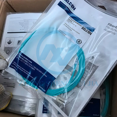 Cable di connessione diretta in fibra ottica AOC SFP 10G 3M utilizzato per una capacità di commutazione di 10 GB