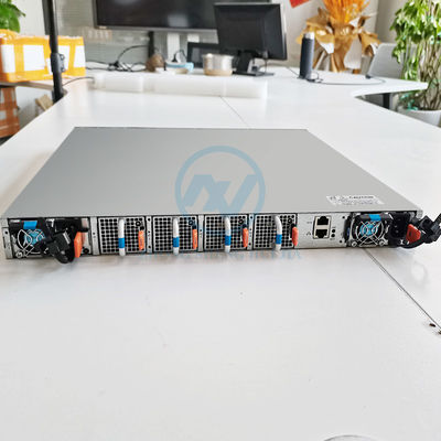 Dell PowerSwitch S4148T-ON 48 x 10GBase-T 2 x 40GbE QFSP 4 x 100GbE QFSP28 Switch di rete