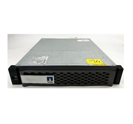 NetApp FAS2750 2U/24 Drives interni Array di flash ibridi per SAN Scale-Out 2-12 nodi